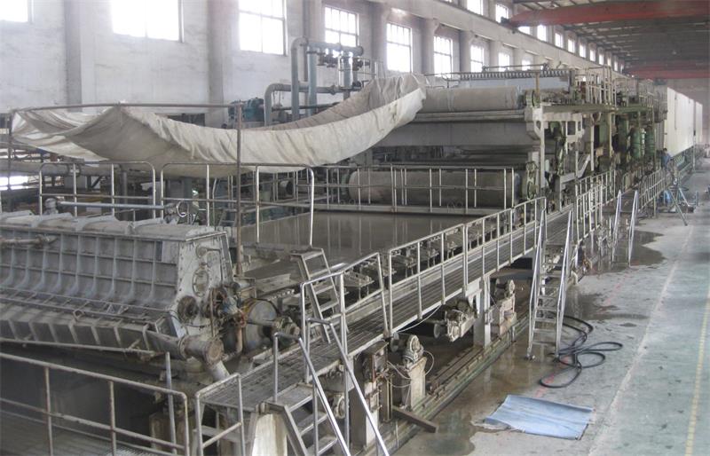 造紙膠輥質(zhì)量表面易有傷痕、麻眼